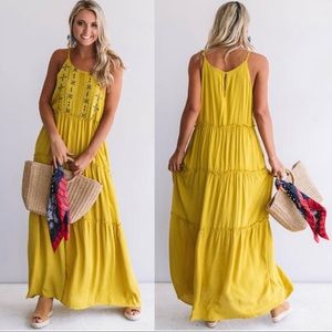 Impressions Lime Punch Embroidered Maxi 🍈